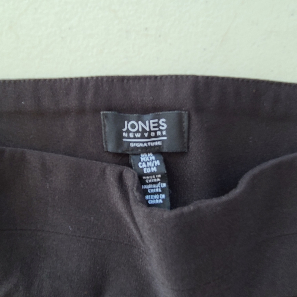 Jonews New York blacknpants